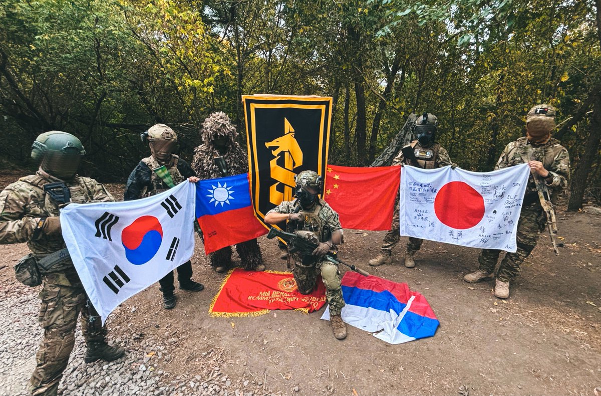 AVC_Ukraine's tweet photo. Loyalty. Strength. Unity. https://t.co/UOFLnzf4uF