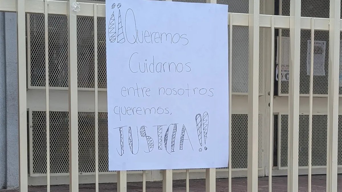 EmisorSLP's tweet photo. https://t.co/Uoho9A1kO2 “Cristal” y antidepresivos provocan sobredosis fatal en estudiante https://t.co/oZbfSZs61D