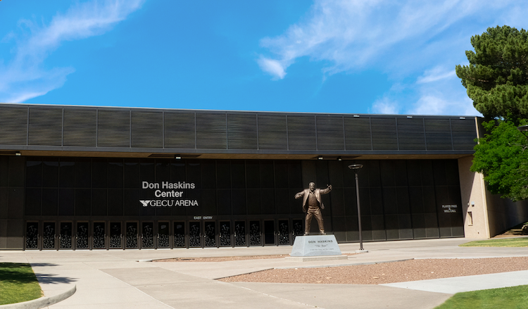 UTEP tweet picture