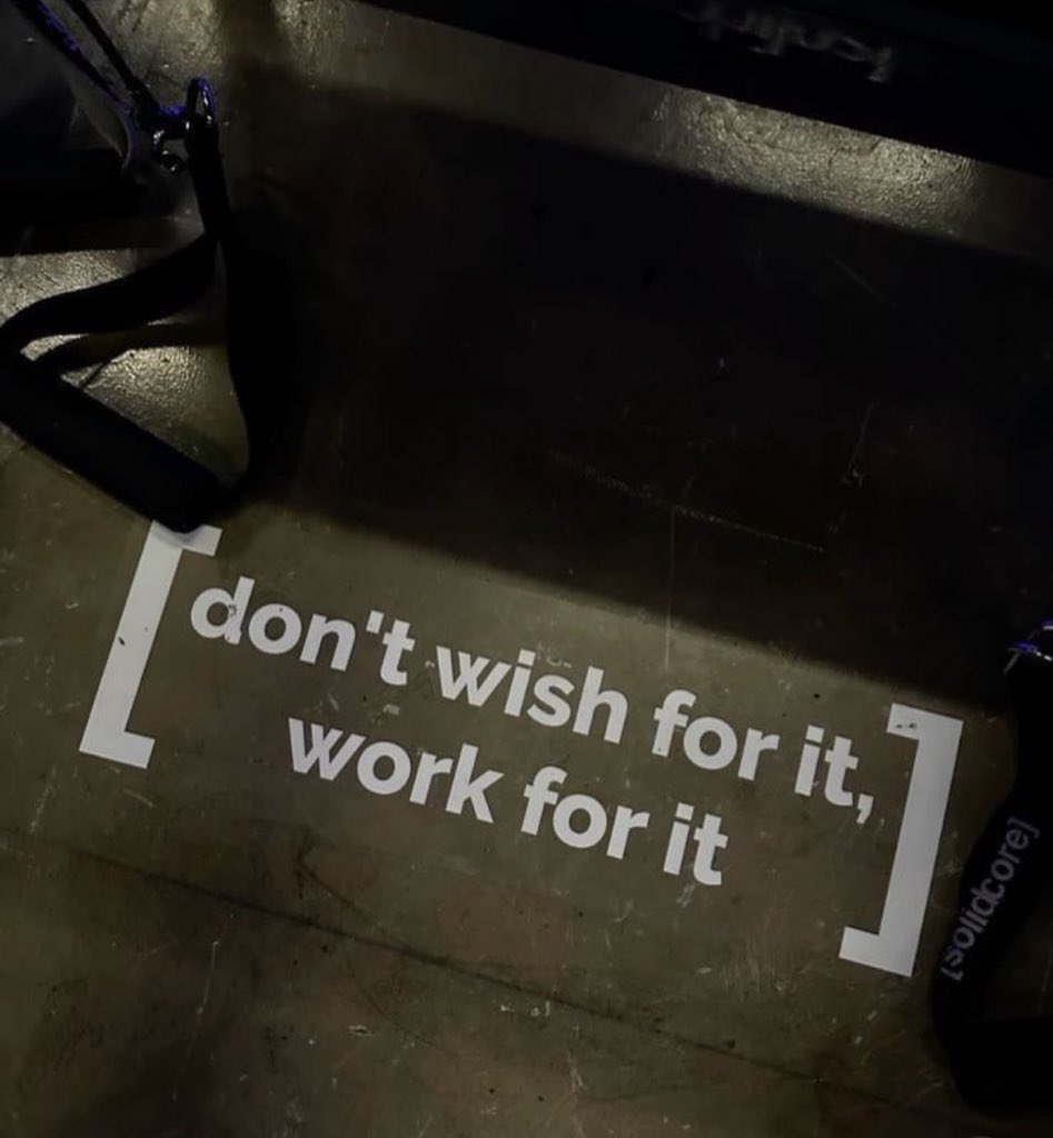 Real_johnn1's tweet photo. Go and work https://t.co/ZCixpiJsTK