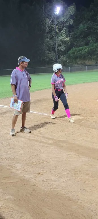 LylaPope2033's tweet photo. 🥎 Great pickup weekend for Lyla with Velocity Fastpitch 12U!

🔥 .600 Batting AVG
💥 4 RBIs
🧤 Tons of OF reps
🚫 Kept everything in front of her all day

Awesome team, great coaches &amp; valuable reps.
Huge thanks to Velocity for having her! 💗🩵 https://t.co/ENQ9xSGBJE