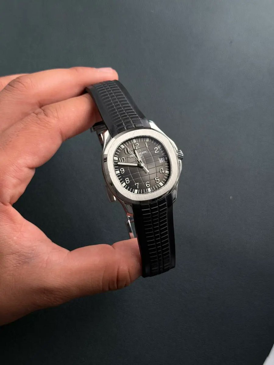 AuctionTP's tweet photo. OUR FIRST LISTING CLOSED FOR $62,500. 

A steel Patek Aquanaut 5167A-001, found its new wrist through Auction Timepieces.

Thank you to all participants and congratulations to the Buyer &amp; Seller!

Check out the other live listings right now! 
https://t.co/rB1RZfTiCh https://t.co/is9wPXeWXV