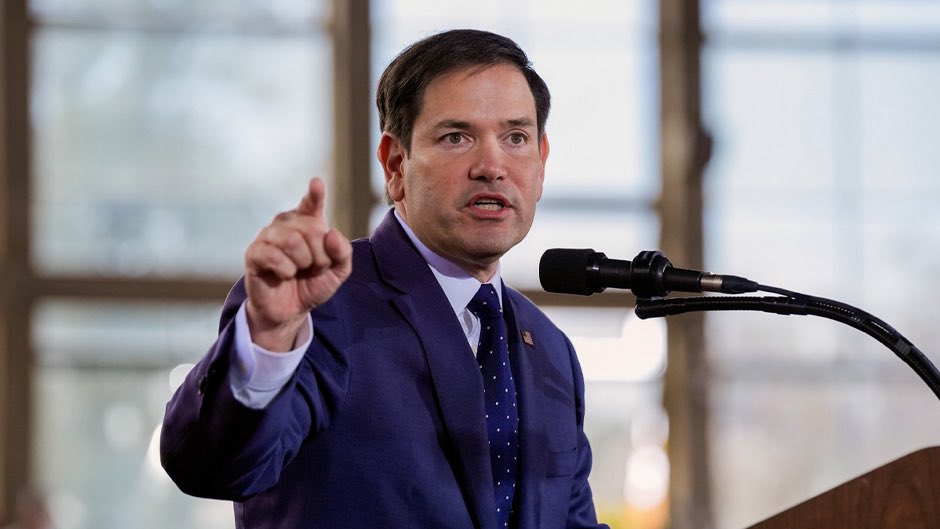 Milajoy's tweet photo. The President of Columbia thought he was a big shot. 

He thought he was untouchsble. 

He told U.S. soldiers to disobey orders.  

He told hem to use violence in America. 

Marco Rubio heard. 

So he REVOKED his visa.

Now Columbia’s President isn't allowed to set foot in America.

Works for me.