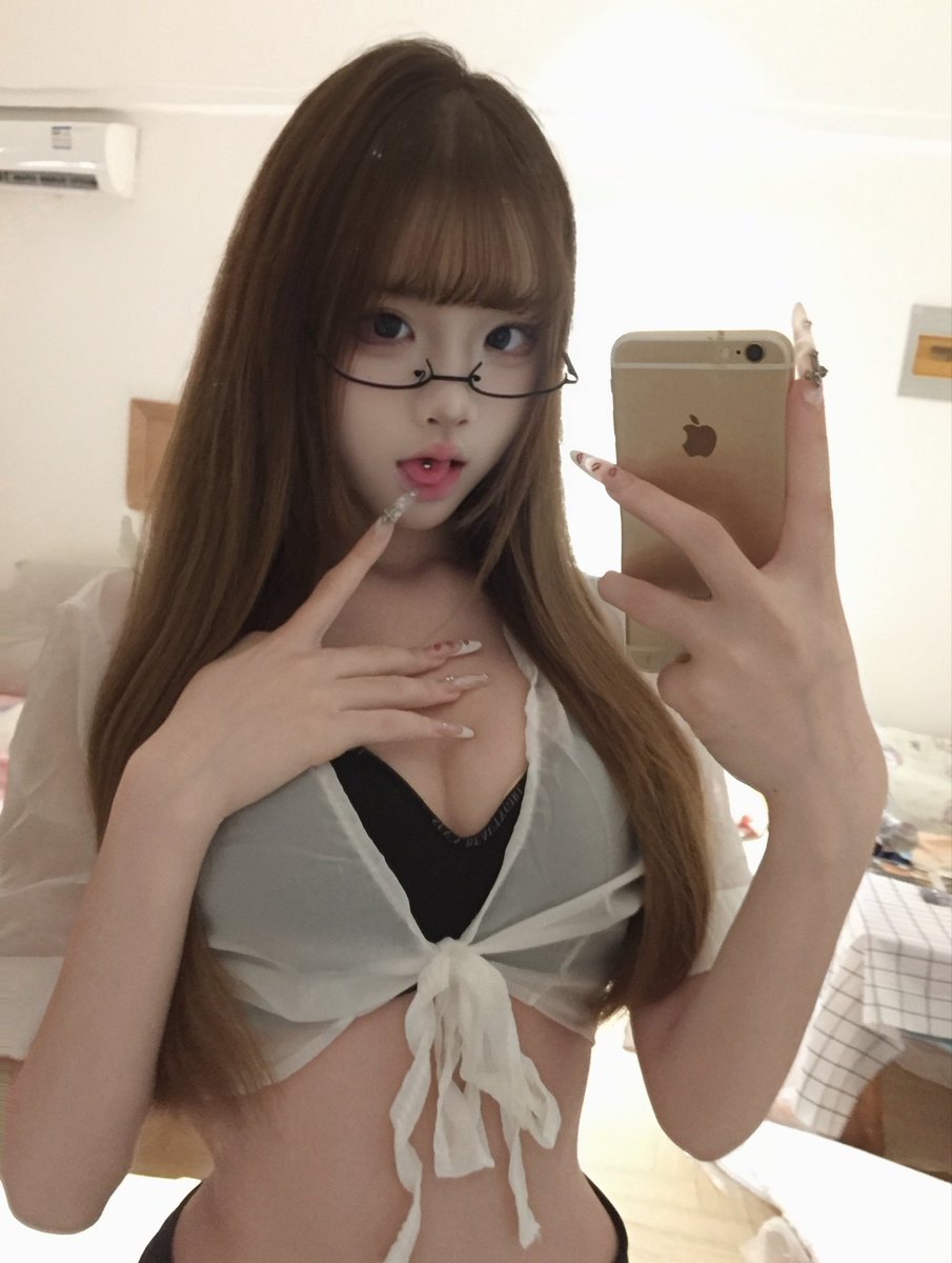 Fypp722's tweet photo. #舌钉  ovo https://t.co/cOh3yFoRpy