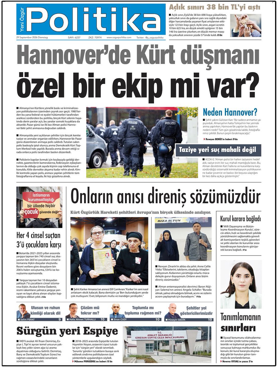 BD_3636's tweet photo. 🔴 MANŞET

📌Hannover’de Kürt düşmanı bir ekip mi var?

1994’te Halim Dener’in katledilmesinden bugüne baskıların sürdüğü Hannover’de polis, bu kez yas tutan Kürtlere saldırdı. Hannover, sindirme siyasetinin pilot bölgesi mi; polis içinde Kürt karşıtı özel bir ekip mi örgütlendi? https://t.co/5yTBlQvgji