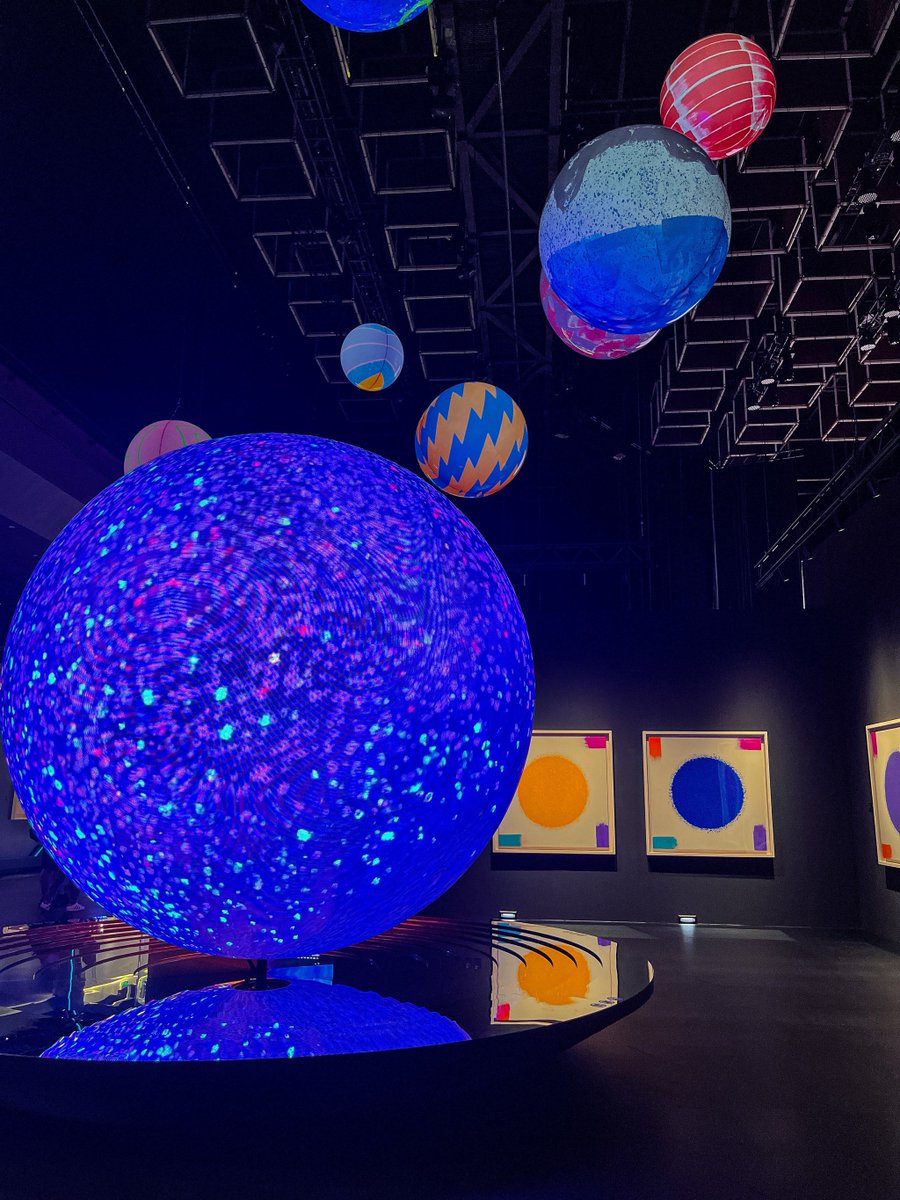 MayeScobyjruj's tweet photo. Descubre la magia del arte en una experiencia sensorial única, donde colores y formas te invitan a soar sin fronteras hoy mismo. https://t.co/4Lfqi1i4MA
