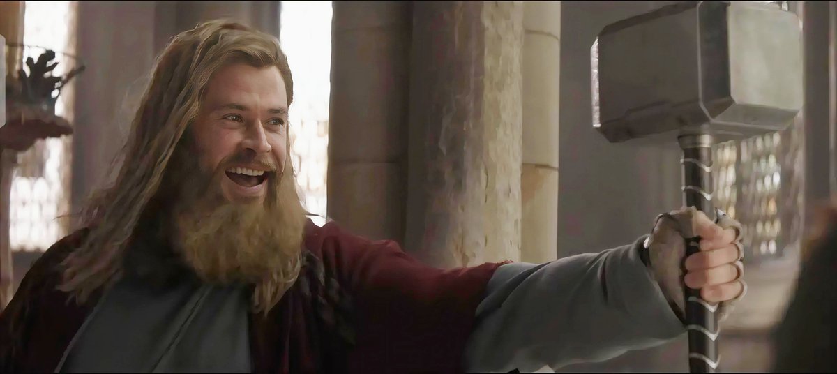 kiaedc's tweet photo. When Thor summoned Mjolnir from the past, how did the past Thor not notice his own hammer being summoned away from him? https://t.co/zFrUq24qLB