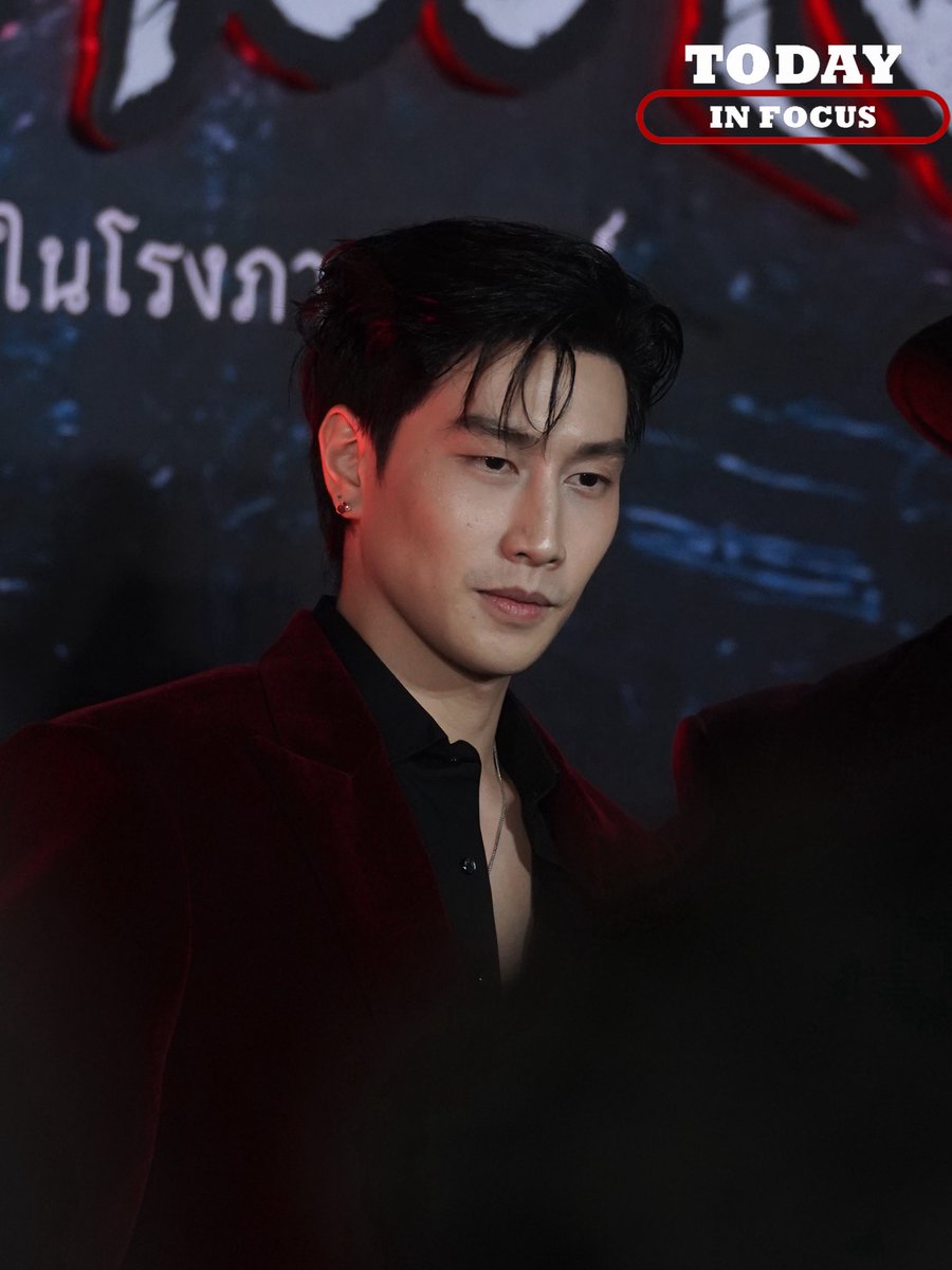 TodayInFocusTH's tweet photo. สุดหล่อ “ไบเบิ้ล วิชญ์ภาส” ในงาน ธี่หยด สมิงเขาขวาง GALA PREMIERE

SAMING THE WEREBEAST GALA X BIBLE 

#ธี่หยดสมิงเขาขวาง 
#GALAธี่หยดสมิงเขาขวาง 
#BibleWichapas  
#ไบเบิ้ลวิชญ์ภาส  
@biblesumett https://t.co/03zfBvhdVQ