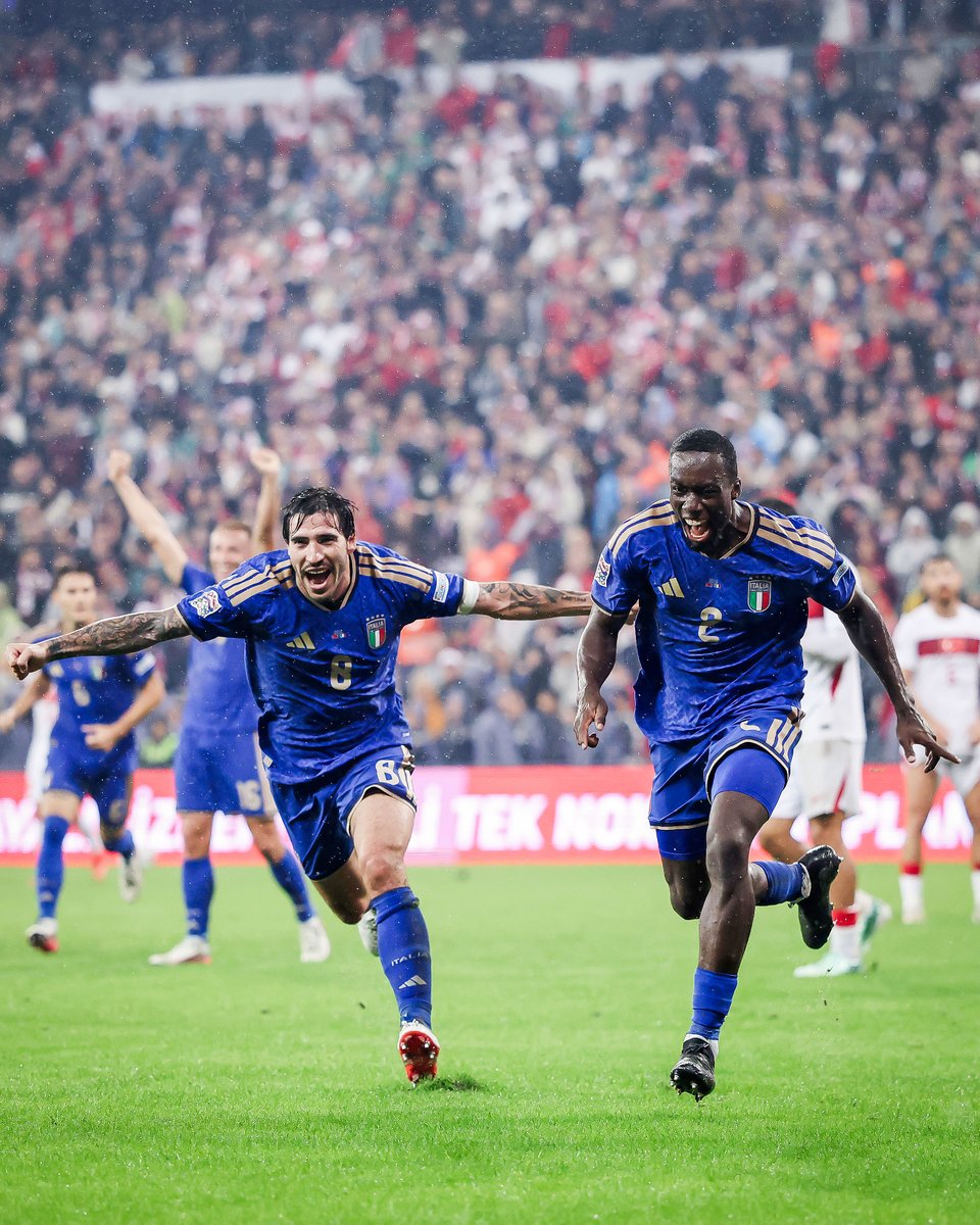 brfootball's tweet photo. First Italy cap, first international goal for 22-year-old Brentford defender Michael Kayode 🇮🇹✨ https://t.co/F82MyvVKGT