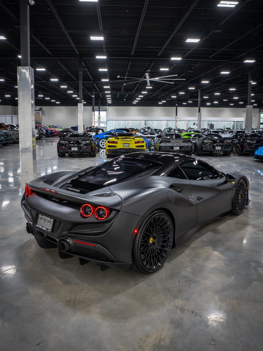 MutazzMahmud's tweet photo. Ferrari f8 #Enzo #Ferrari #F8 #lovethis https://t.co/JxNzeW7NQH
