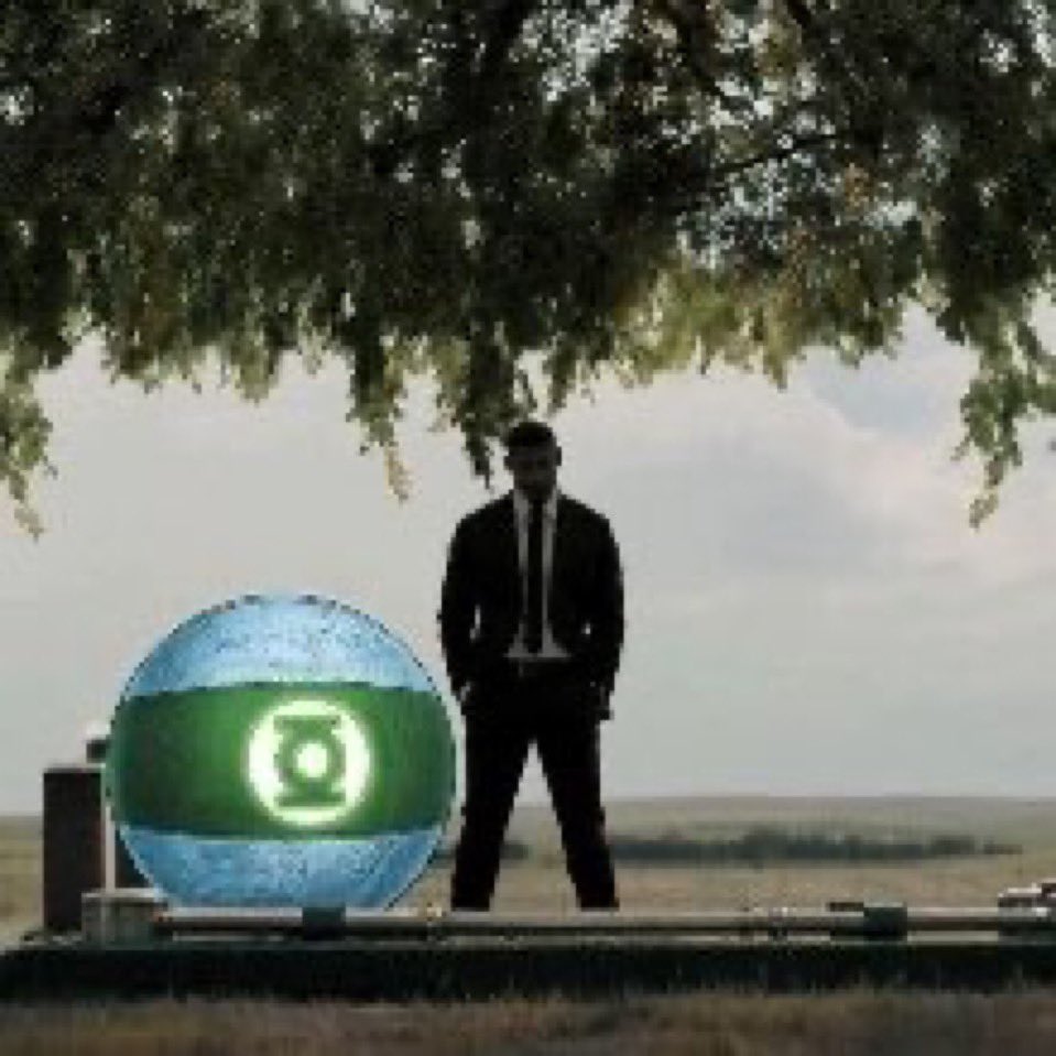 0barsh_j's tweet photo. Bölüm 7:

John’un Mogo larplerken yakalanması patlattı. Hal dizinin başından beri aynı taktikle larper avlıyor 😭 #Lanterns https://t.co/ibNukh2Zad