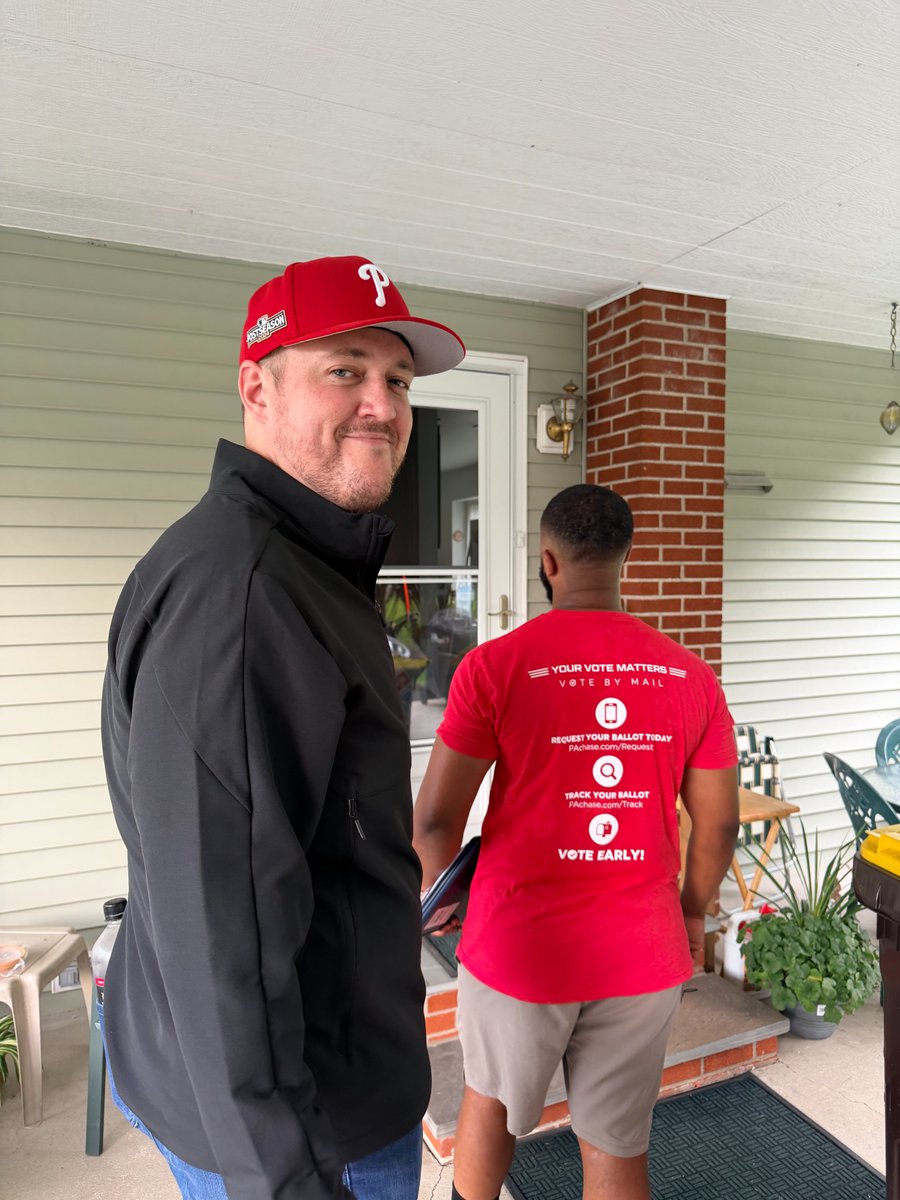 Maloney's tweet photo. HOLD US ACCOUNTABLE!

🚪🏃‍♀️🏃🏃‍♂️💨

I promised you we would knock 750,000 doors in PA this year.

No fluff.

No talking points.

No grifting.

Just doing the hard work that wins elections.

As of writing this... we've knocked on 421,498 doors.

You have my word that we will knock 750,000 doors in PA by November 3.

Click here to sponsor a ballot chaser for $175 to cover a full day of door knocking: https://t.co/nfIm127UER

That's it. I need your help to finish the job.

And remember... we're not just targeting PA. Here's our door goal across Citizens Alliance target states:

✅ Pennsylvania: 750,000 doors
✅ Arizona: 500,000 doors
✅ New Hampshire: 400,000 doors
✅ Nevada: 200,000 doors

HOLD US ACCOUNTABLE!
