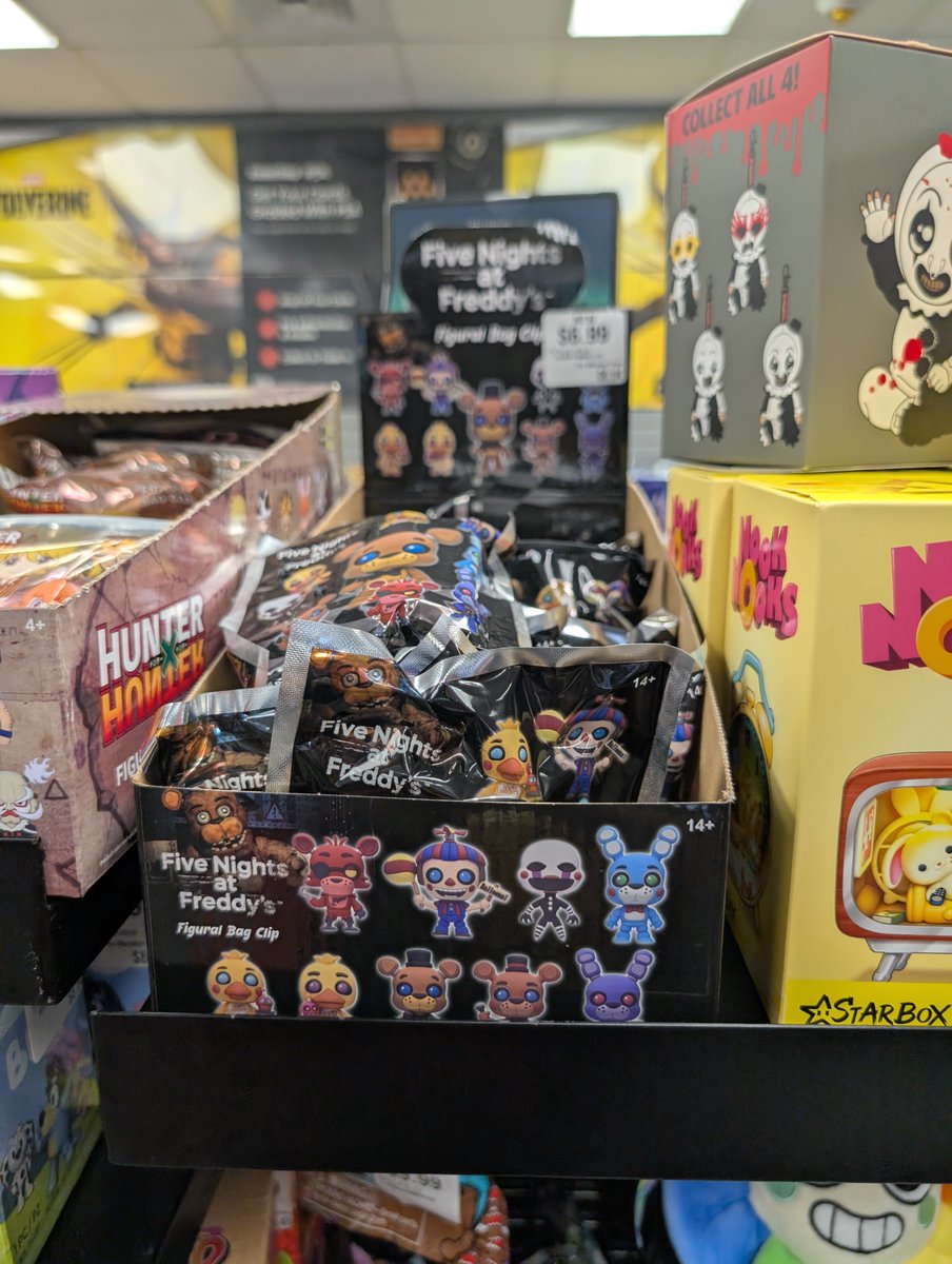 Jay12163757997's tweet photo. GameStop had WAY more FNAF stuff than usual this time! 👀 They had so many Classic Bonnie Endo packs, but still no Foxy… 😭 I did find Dandy though

I’m heading to another GameStop soon to see what they have, so hopefully we can find him! Video coming soon https://t.co/rkzRO4GJmz