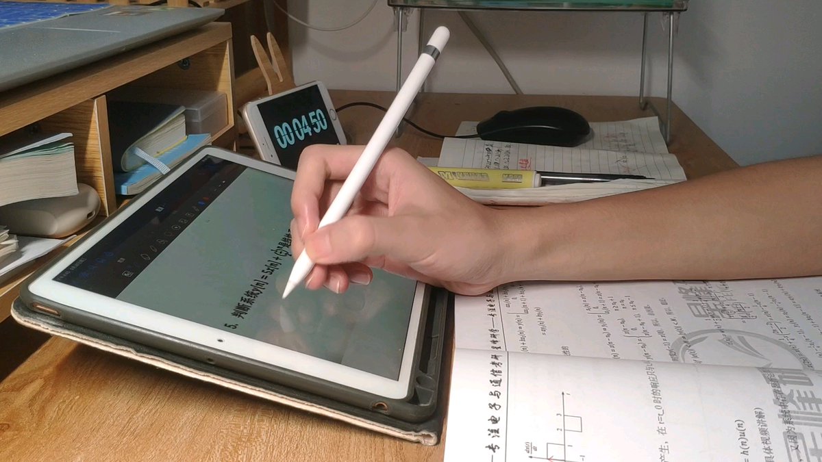 LilliaFlsb's tweet photo. Quieres mejorar tu espaol en poco tiempo Practica 15 minutos al día, habla con nativos y mira series con subtítulos. Resultados visibles en 1 mes! https://t.co/4UouuwcY3a