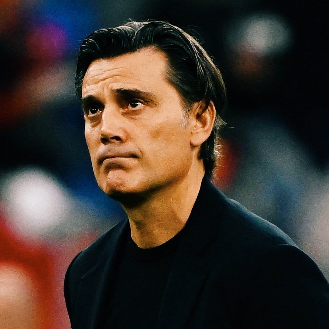 pusholder's tweet photo. Sizce Vincenzo Montella, ikinci yarıda ne yapmalı? https://t.co/t7p78M0Iot
