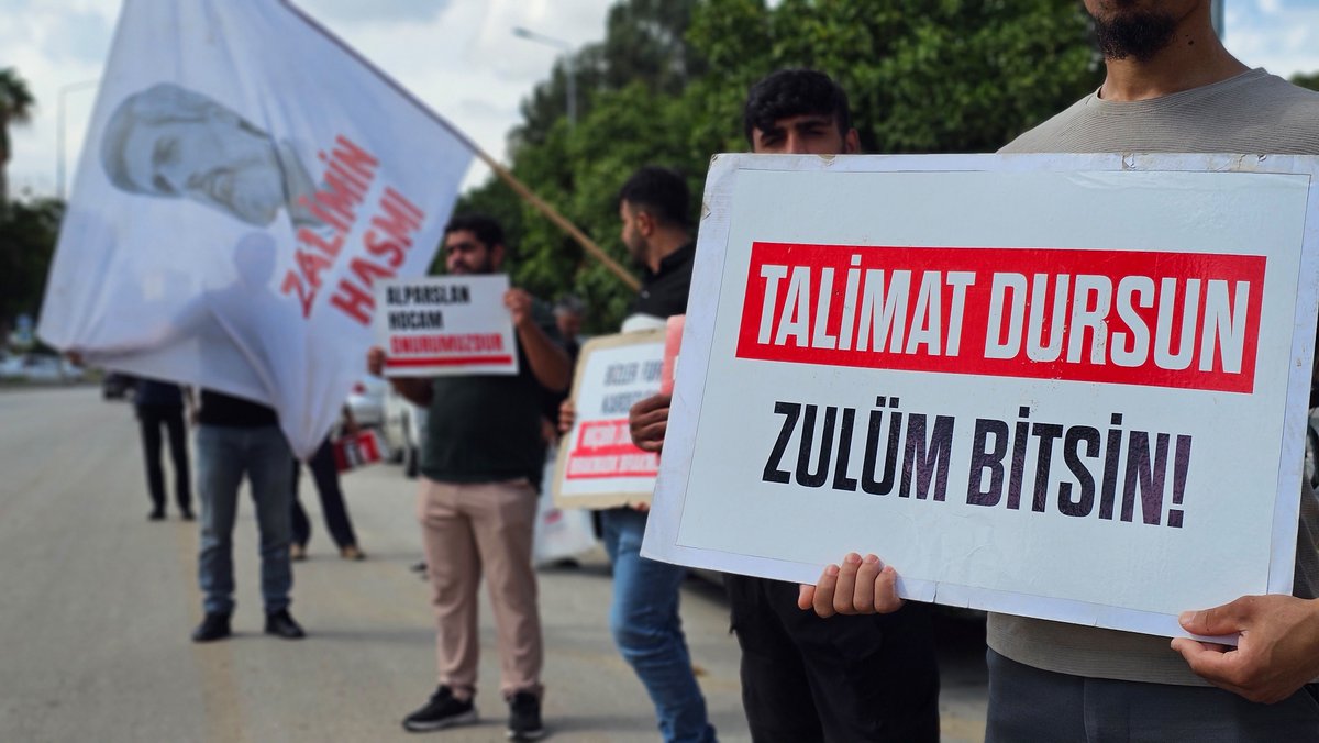 Fv_0627's tweet photo. AkpDönemi ZulümDönemi
LanetOlsun BöyleAdalete
#YargıEliyleZulüm https://t.co/5aJY2plofM