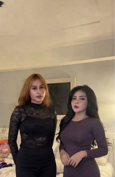 Markslashoz's tweet photo. Dua besti dalam pengaruh amer 

https://t.co/lEd4k8iqnW https://t.co/wrCcL6ie7C