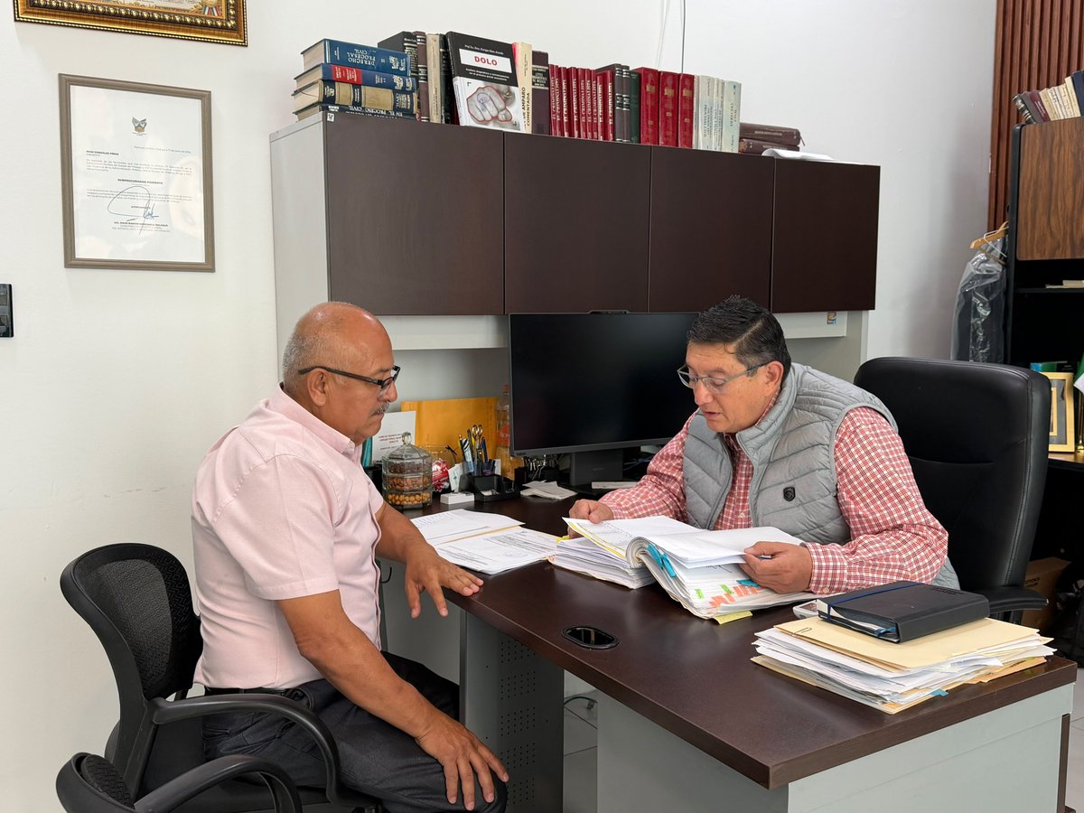 IramGonzalezP's tweet photo. Nuevo lunes, nuevos pendientes y mucho trabajo por hacer.
Seguimos con la agenda del día y dando atención a cada asunto.
¡Excelente inicio de semana! https://t.co/sgijgmB1QC