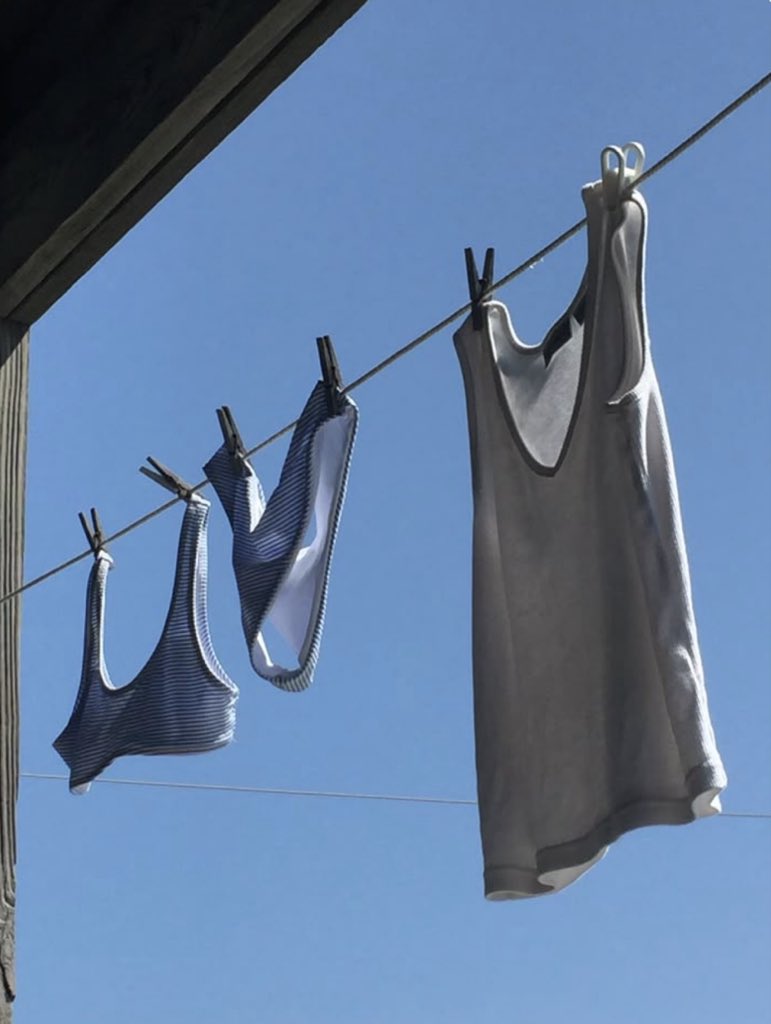 HelenLawrence36's tweet photo. Textile quality testing @CottonOn tests  clothing before it reaches consumers. Fabric evaluated at multiple checkpoints, assessing stretch, stain resistance, comfort, and water repellency to make sure a product performs as promised. #NaturalFibers #QualityAssurance https://t.co/NLmpOnpk20