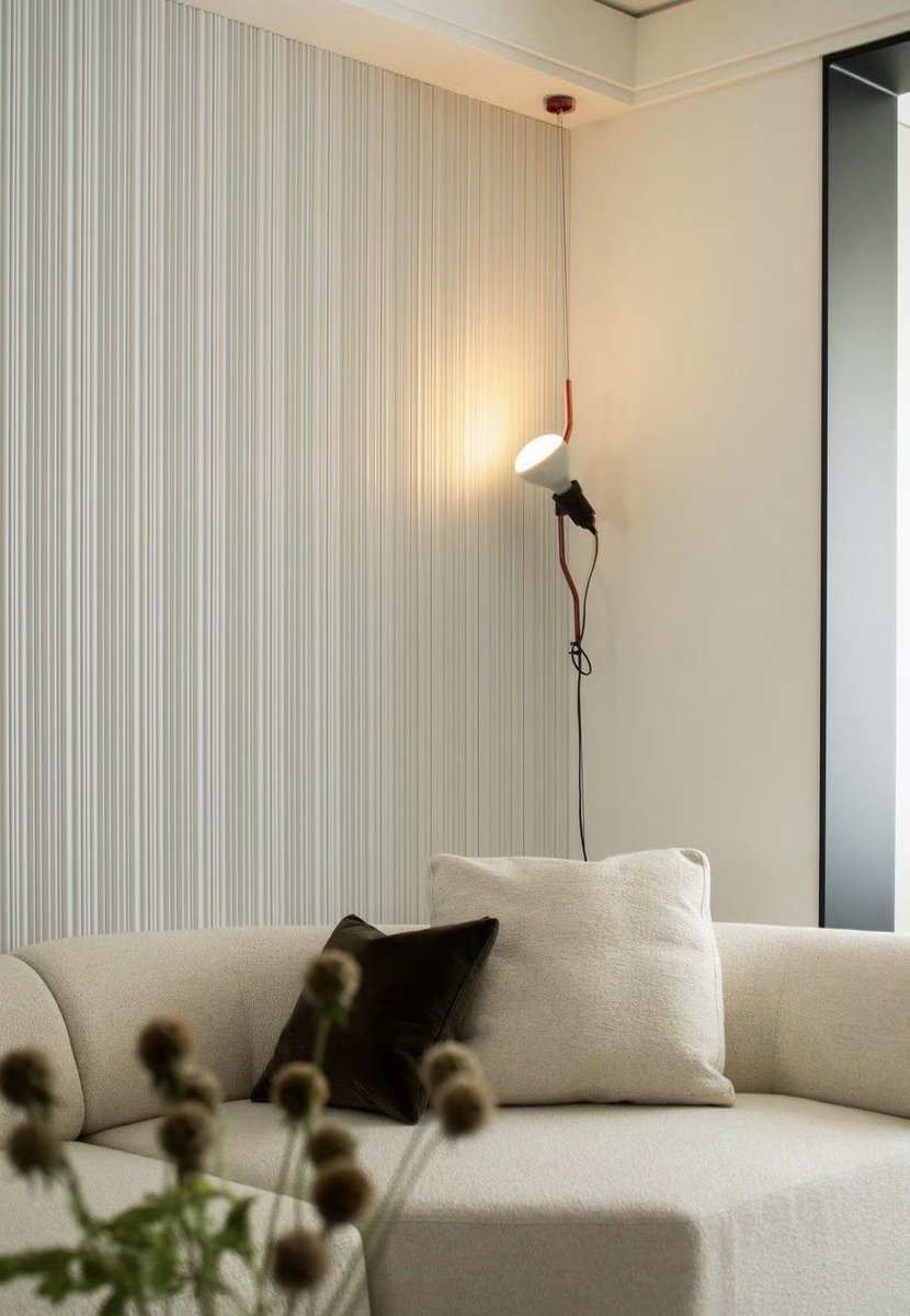 mable_drex233's tweet photo. The lamp’s glow sways gently, casting a shimmer across the quiet nook, a cozy, unhurried moment of delight. https://t.co/T5hSFAEK8Z