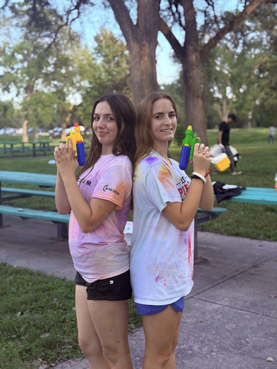 kyriagnuse's tweet photo. Sunday night spent with the best @tpusastudents doing a Tie Dye Water Gun Fight.
It was full of fun, color, respectful dialogue, and education. Exactly what @TPUSA Club America is all about!
❤️💧💙 https://t.co/A9nmOSWJO3