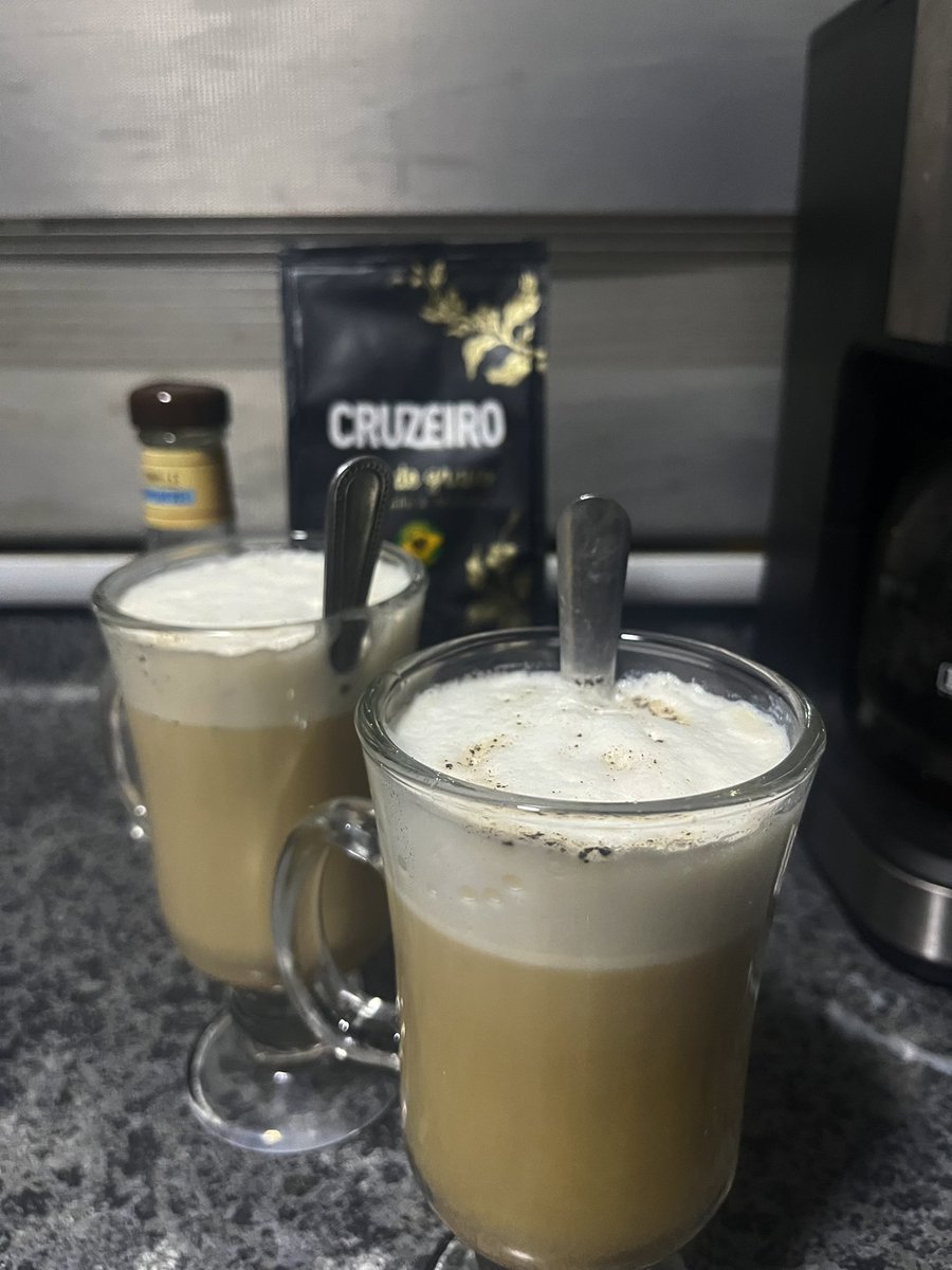_thesixthstar's tweet photo. comprarme una cafetera es lo mejor que he hecho https://t.co/cCaStncfEe