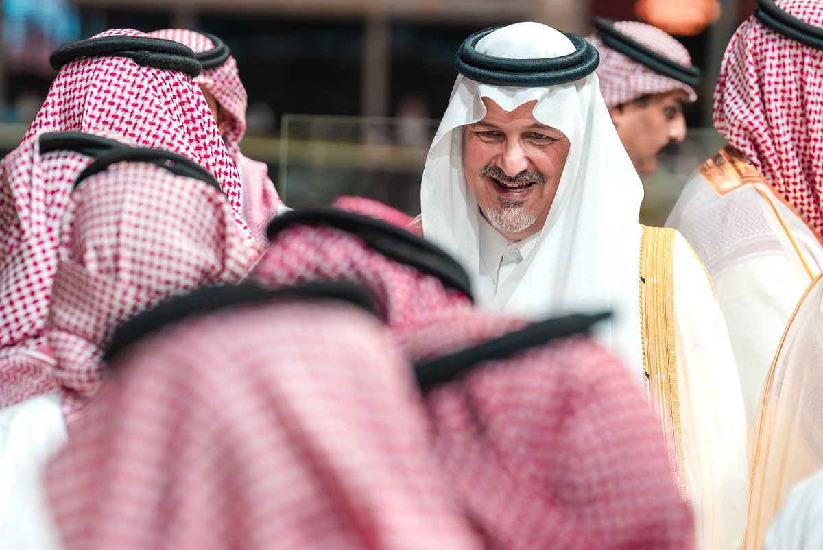 c_alsuliman's tweet photo. من الطايف 
🇸🇦🏆🇸🇦

تواجد صاحب السمو الملكي 
الأمير/ بندر بن خالد الفيصل 

في أمسية كأس الملك فيصل    رحمه الله https://t.co/ZIpVPzWeXh