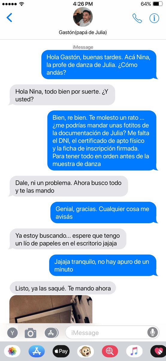 Gastinacore's tweet photo. •Chat #Gastina •

"La documentación de Julia" 

en donde el padre de una alumna se confunde de chat https://t.co/QkAZhdWypE