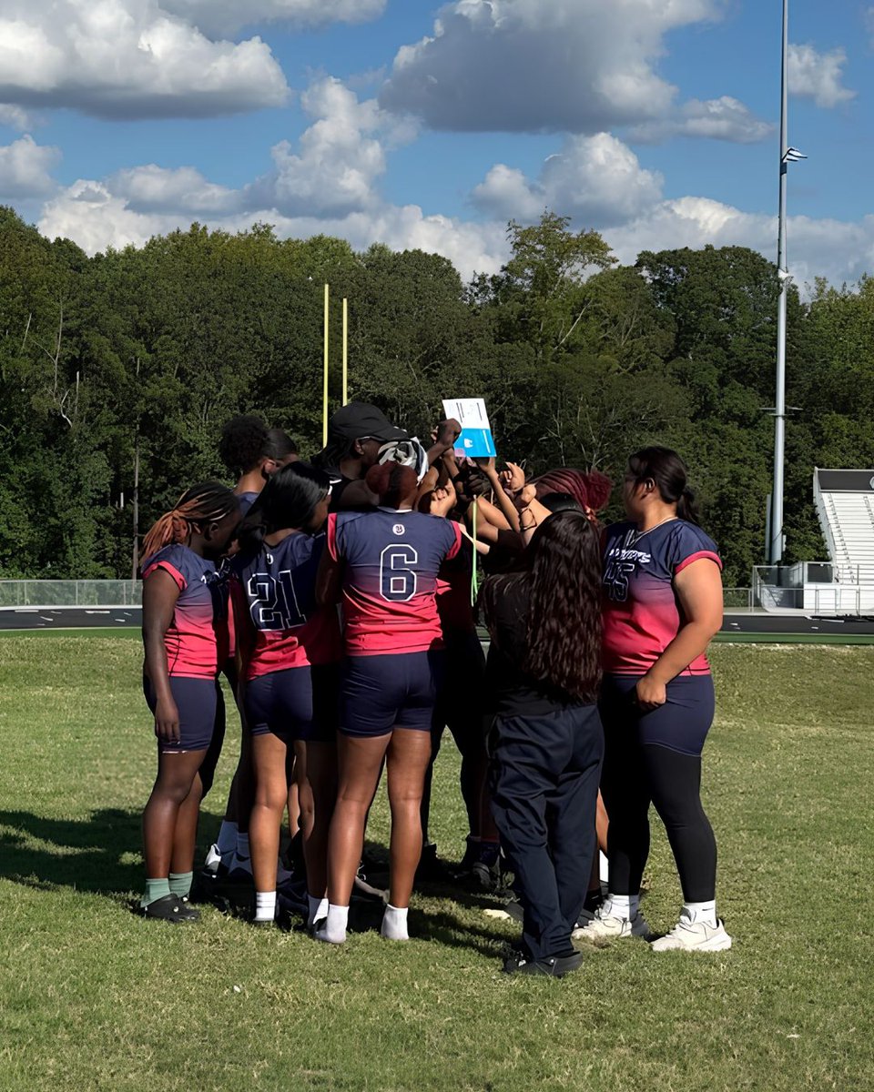 flyfwd_'s tweet photo. What do girls in sports look like?

They look like teammates, leaders, and confidence in motion.

See what happens when girls have the opportunity to play, compete, and be part of something bigger. ➡️ https://t.co/xoWLKQSGoA