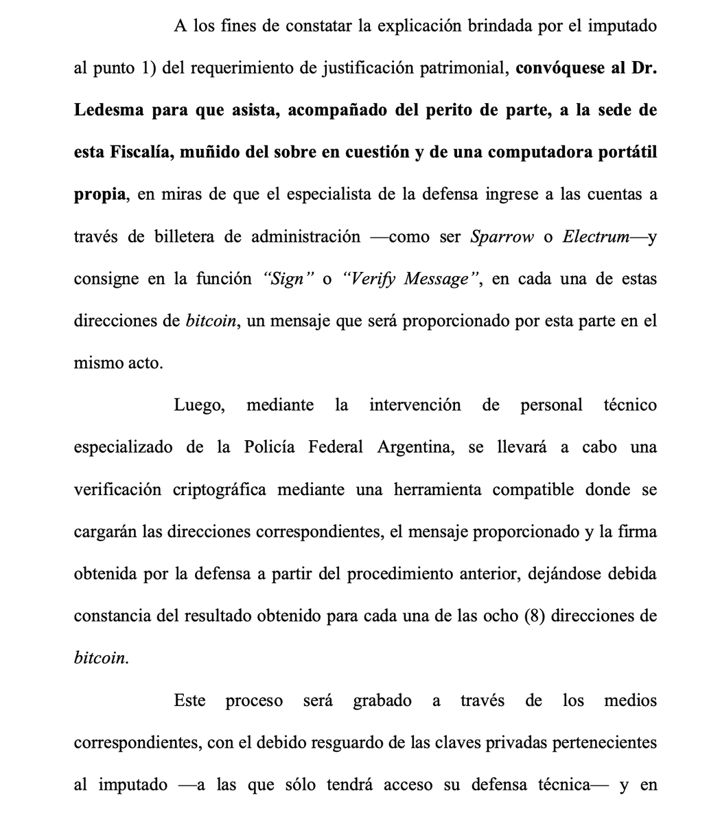 maxifirtman's tweet photo. 🔴LOS BITCOINS DE ADORNI

El fiscal Pollicita pidió medidas al juez luego de la presentación de Adorni.

1️⃣ Pide revisar toda su actividad desde 1998 para ver si aparecen esos 200 mil dólares de ahorro que dice haber invertido en Bitcoin. 
2️⃣ Pide hacer una auditoría a las 8 billeteras de Bitcoin que presenta para comprobar "titularidad".

El fiscal le pide al al abogado de Adorni que vaya con una computadora propia y su perito de parte para que encripte con esas billeteras un mensaje que va a ser comprobado por Policía Federal Argentina. 

No le veo sentido a esta prueba porque carece de argumento lógico para lo que Adorni quiere demostrar. A nivel jurídico desconozco si el fiscal está obligado a seguirle le corriente a Adorni y mandar a hacer estas comprobaciones periciales o si, al hacerlo, le está dando ya un principio de razonabilidad a la prueba presentad.

Esa prueba, que va a seguramente dar positivo, no demuestra titularidad en las fechas en que se habrían usado esas billeteras para comprar y vender 8 o 12 años atrás. Si judicialmente le dan esa prueba como válida dejaría un precedente extraño en el mundo cripto y hasta no se si no fomentaría el mercado de compra-venta de billeteras viejas para lavado de dinero.