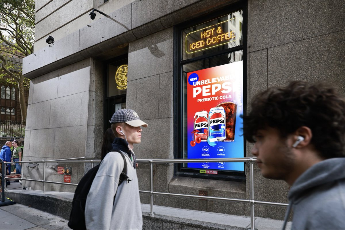 UniqueMediaUS's tweet photo. Unique Media continues to expand its premium Urban Panel network, deploying hundreds of 86” ultra-bright, 4,000-nit screens across high-traffic locations.

Our network is rapidly expanding across NY, FL, PA, TX, CA, DC, MA &amp; NJ, with additional markets already in development. https://t.co/Blq4BXrnK3