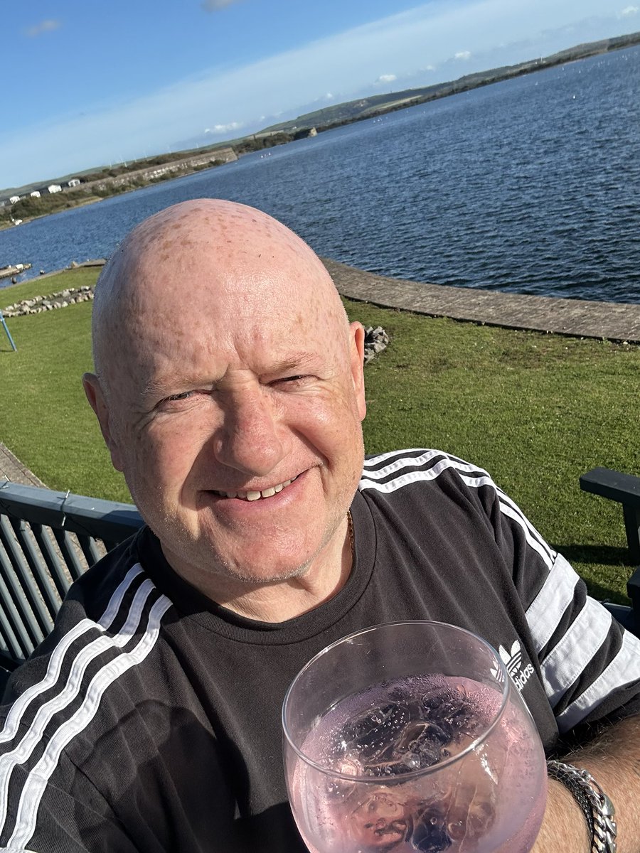 MozPerkins's tweet photo. Day one work programme completed and time for a pink gin on the quarterdeck with the long haired admiral.
Old decking furniture chopped up and recycled, decking jet washed and outside walls scrubbed.
Last dog (walk) and all night in ahead of me. https://t.co/Aoe3DXtkpN