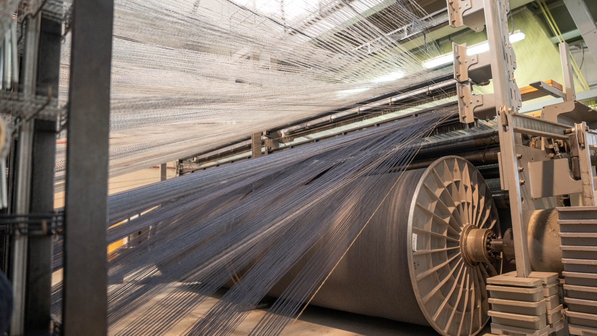 EEngineeringMag's tweet photo. How does waterless carpet printing transform aircraft cabins?
Ángel Hernández, CCO #IndustrialNeotex, breaks down 100% waterless #NeoDye® tech, passing Embraer E2 inspections, and lightweight EASA interiors
https://t.co/z8z5LcnS95 https://t.co/xGuzNz7R1q