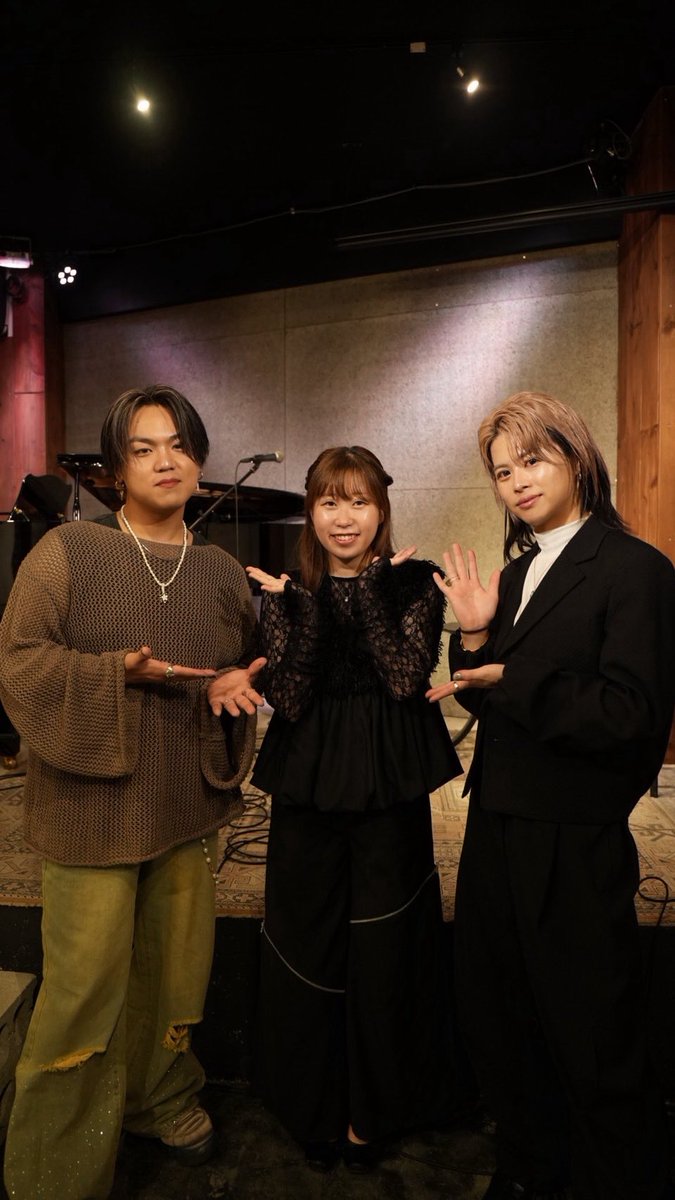 singer_takumi's tweet photo. はちかずVol.4
ありがとうございました🫶

今回はいつものcover曲に加えて
ソロ曲披露、オリジナルピアノアレンジで
お届けさせて頂きました🫧

ピアノアレンジ最高やったし
初coverの楽曲もたくさんで
次につながるそんな回だった気がします！

何より来てくれたあなたが楽しんでくれてたら
それが1番です🫶