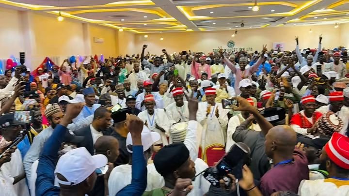 ukocarter's tweet photo. Peter Obi and Kwankwaso in a townhall in Sokoto today.
#VoteOK
#VoteNDC https://t.co/2aq5yVfleB