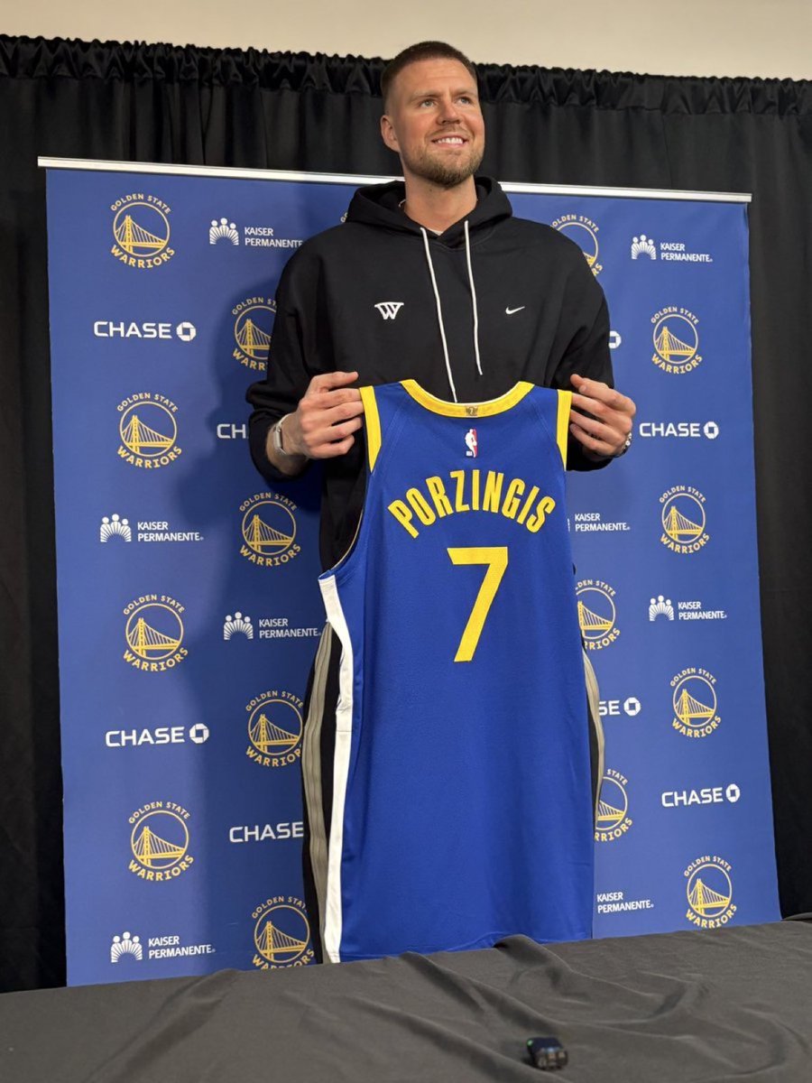 warriors_bra's tweet photo. 🚨 URGENTE: Kristaps Porzingis ficará fora por tempo INDETERMINADO.

A razão é uma doença não especificada.

(via @WarriorsPR) https://t.co/tquc7ureTU