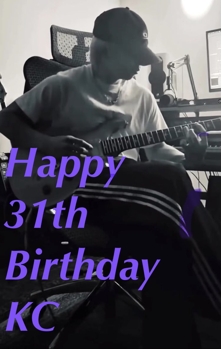 mamirui's tweet photo. HBD🎂KC https://t.co/gzmYBQeBCG