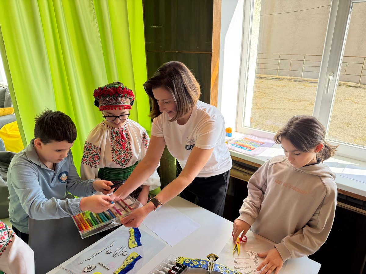 jacquesgerberch's tweet photo. With🇨🇭support, three @OSCE  psychosocial centres opened in Zakarpattia 🇺🇦 for children affected by war. Children’s rights remain a priority as Toronto currently hosts the 2nd conference on the return of Ukrainian children, prisoners of war and civilian detainees. @SwissPeaceHR https://t.co/L50UOCmPcS