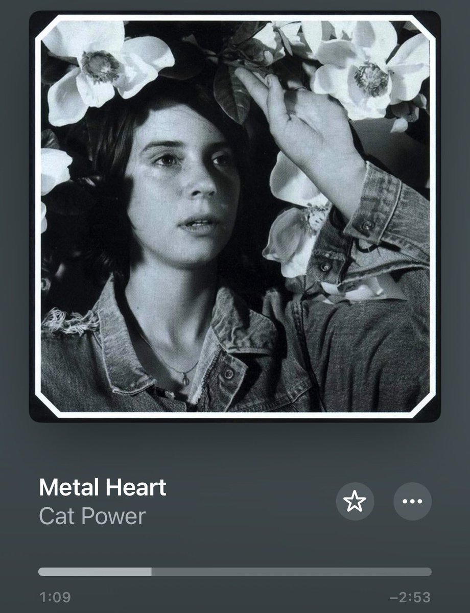 wormbuxx's tweet photo. Ok everyone, put Metal Heart on right now. Allow yourself to yearn, to dream for a few minutes. https://t.co/mWtoY0VPJk