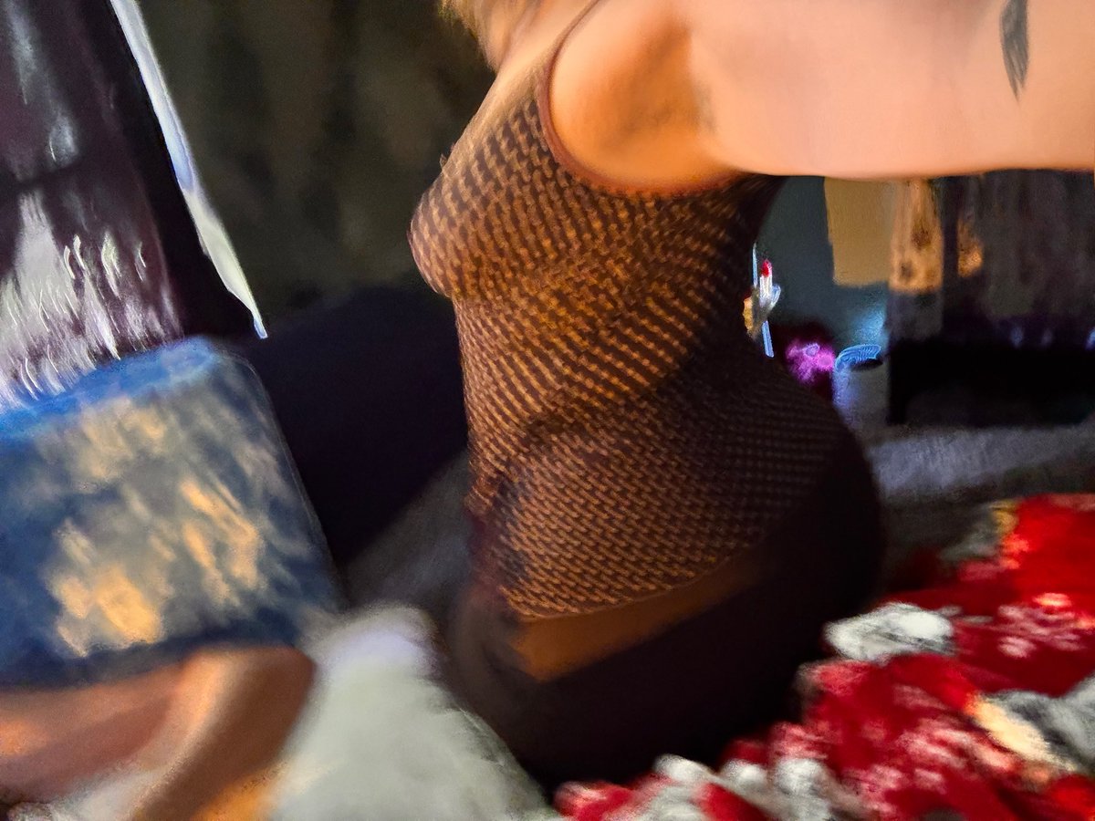 Relapse4Pixie's tweet photo. POV: ur drugged in my house about to be sat on while i go through your wallet :3 

Findom fincuck https://t.co/ofWDR8Hv4a