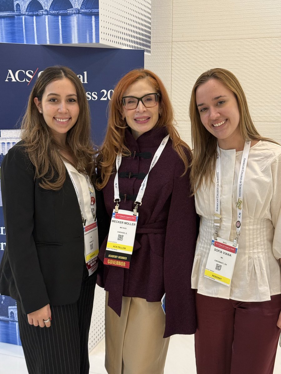 MeckerMollerMD's tweet photo. So happy to get a group of my international research mentees in one picture  #GlobalSurgery @AmCollSurgeons #ACSCC2026 #ACSCC26 #TheHouseofSurgery @aaglobalsurgery 
#hipecresearchteam #Mollerresearchlab @JBMatthews @@UChicagoMed https://t.co/gl80IBdTGp