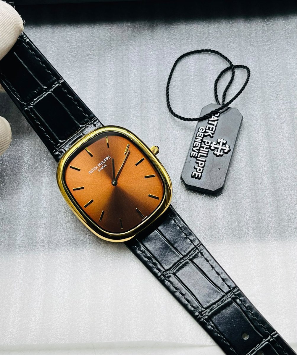 King_Maffy_14's tweet photo. 🔥🔥🔥 QUALITY PATEK PHILIPPE WATCH 

100,000 Naira 

comes  with box 🔥🔥🔥 https://t.co/m0OXknjWpX