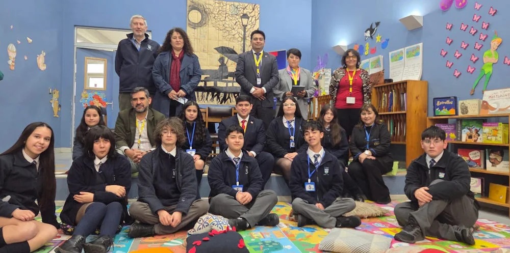 DiarioNoti27564's tweet photo. #Biblioteca #Digital #Escolar #vuelve #a #las #aulas. #Más #de #13 #mil #recursos #para #estudiantes #de #La #Araucanía. https://t.co/Gs7Co3z6a3
