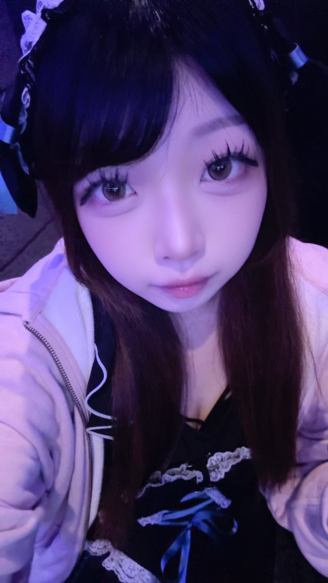 yukimaru_002525's tweet photo. 23:00〜ラストいます！！
久々なので遠隔来店お待ちしてます🎶

えんかく
https://t.co/bBC5UQxP2K

 #宗右衛門町 #ミナミ #コンカフェ https://t.co/y9a1sSuqbL