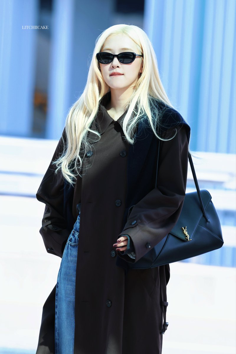 Litchiicake's tweet photo. 😎😎

#블랙핑크 #로제
#BLACKPINK #ROSÉ
@numberoneHQ https://t.co/oIFTFhjxg4