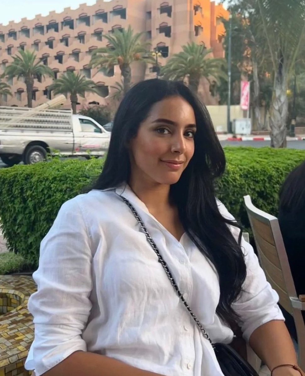 dannnoo33040's tweet photo. 9/10 Moroccan sister her cuck wanted me to expose his sluty busty sis, if you want me to rate your irls dm me https://t.co/XkNjsati8j