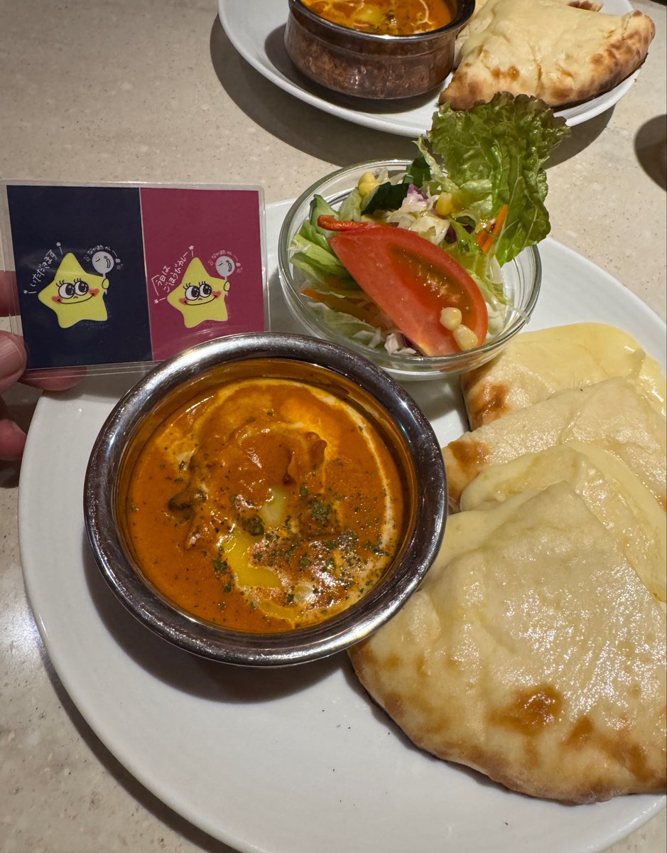 yamo3232's tweet photo. 今日の #なかまたカレー部
#LIVERainTree のあとに
カレー部の皆さんと✨
最近ここまでがセットで楽しい!
📍インディアンダイニング
マザーインディア 表参道
みっきーの投稿をみて食べたかった
チーズナン🫓🧀 ➕
トマト・カシューナッツベースの
コク深いバターチキンカレー🍛
#カレー https://t.co/XJ2iBNNXoy