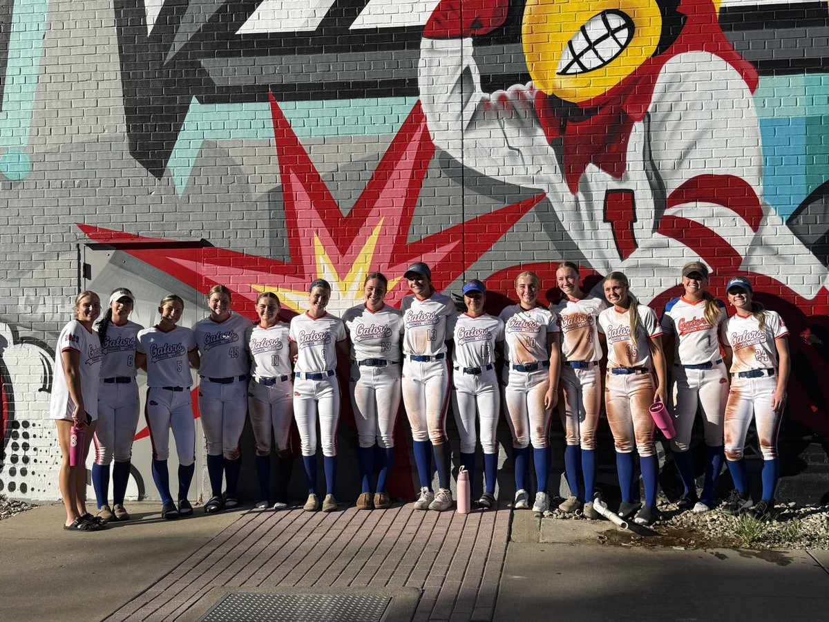 SydneeFrank's tweet photo. It was a great day at University of Louisville team camp yesterday! Thanks coaches and players for a great day! @LouisvilleSB https://t.co/HzUugnLwwp