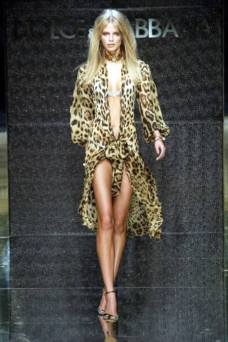 esotericbondgrl's tweet photo. Dolce &amp; Gabbana S/S 2005 https://t.co/RoqTTQ0BKh