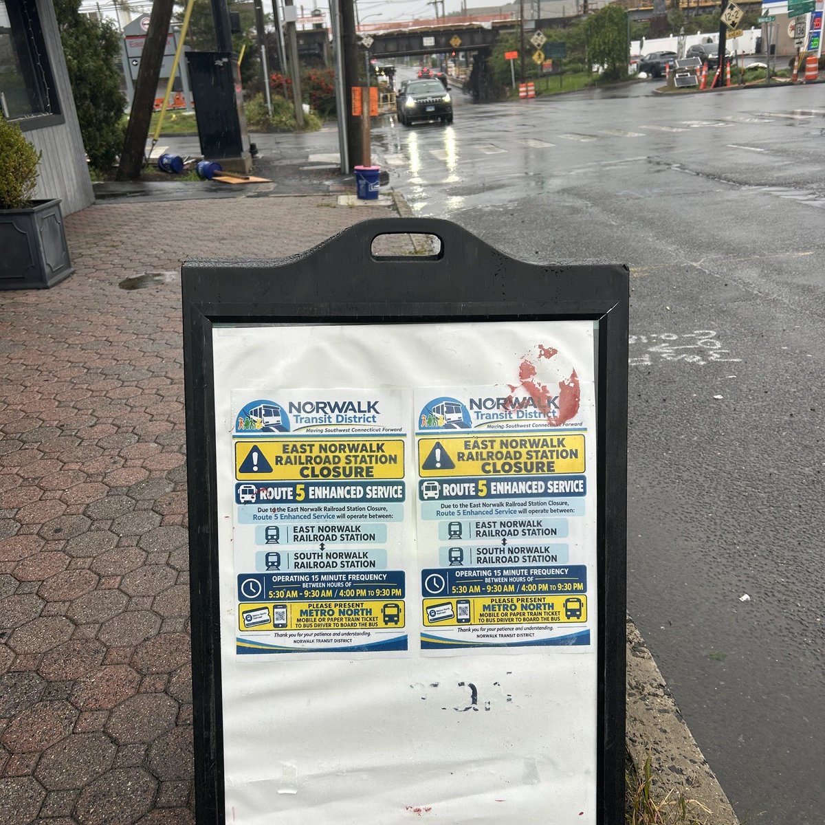 WalkBridgeCT's tweet photo. #REMINDER EAST NORWALK TRAIN STATION CLOSED UNTIL OCTOBER 18. Here's what to know now: FREE #5 Bus WEEKDAYS ONLY on SPECIAL SCHEDULE.Wheels-Route-5-Extra-Service.pdf https://t.co/QSSWinEIRK